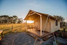 Appleby House, Huts & Glamping – Appleby (Nelson)