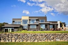 Appleby House, Huts & Glamping – Appleby (Nelson)